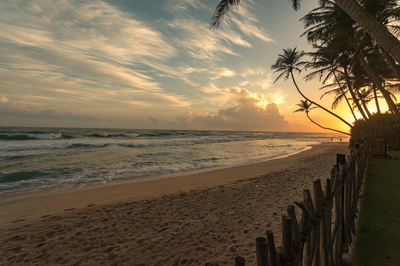 KK Beach Habaraduwa Central Exterior foto